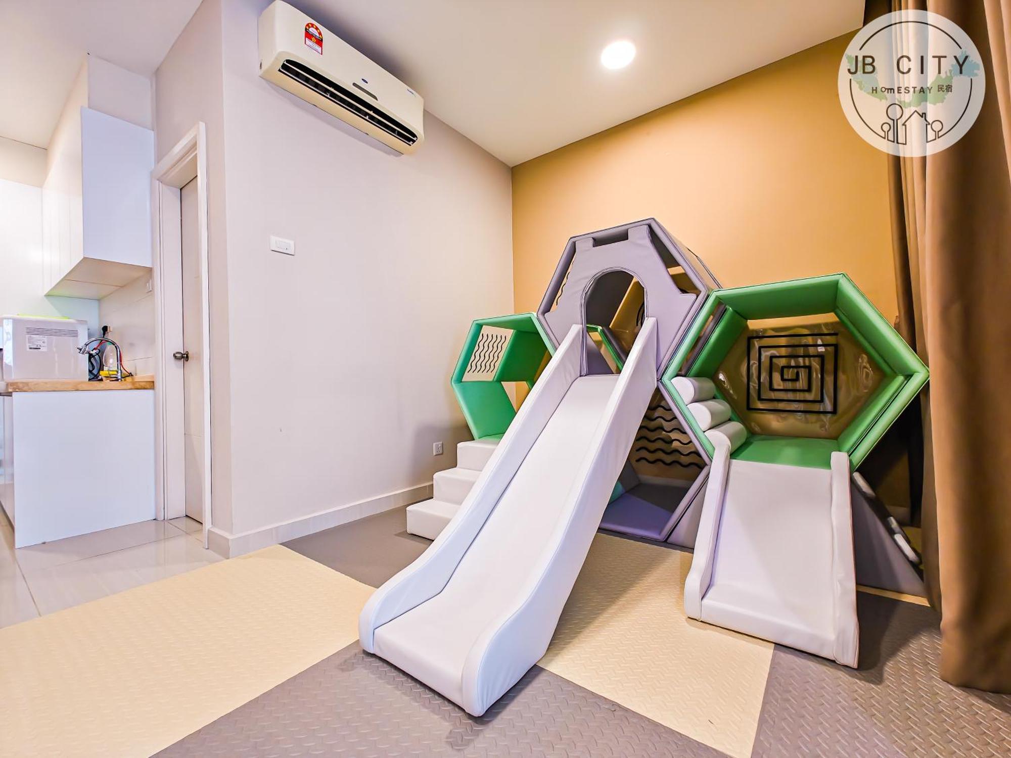 Medini Signature Suites By Rr Jbcity 누사자야 외부 사진